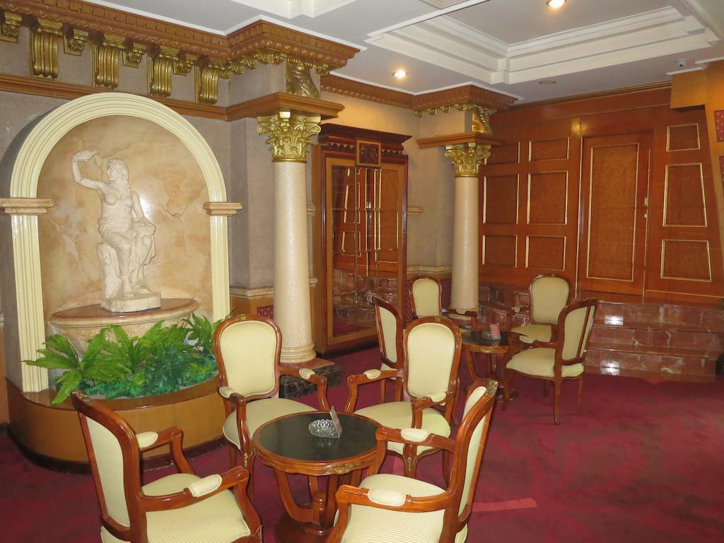 Gajahmada Graha Hotel Malang Zewnętrze zdjęcie