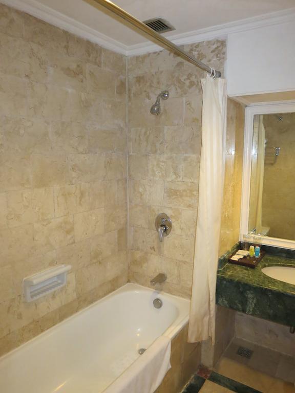 Gajahmada Graha Hotel Malang Zewnętrze zdjęcie